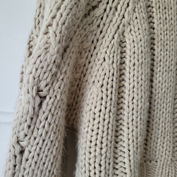 VTG Y2K Body Central Fur Collar Cropped Zip Up Sweater - Picture 3 of 6